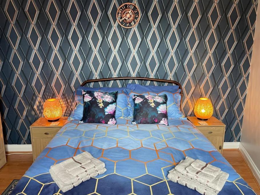 דירות סווינדון Beanies Lornestreet Four Bed House מראה חיצוני תמונה
