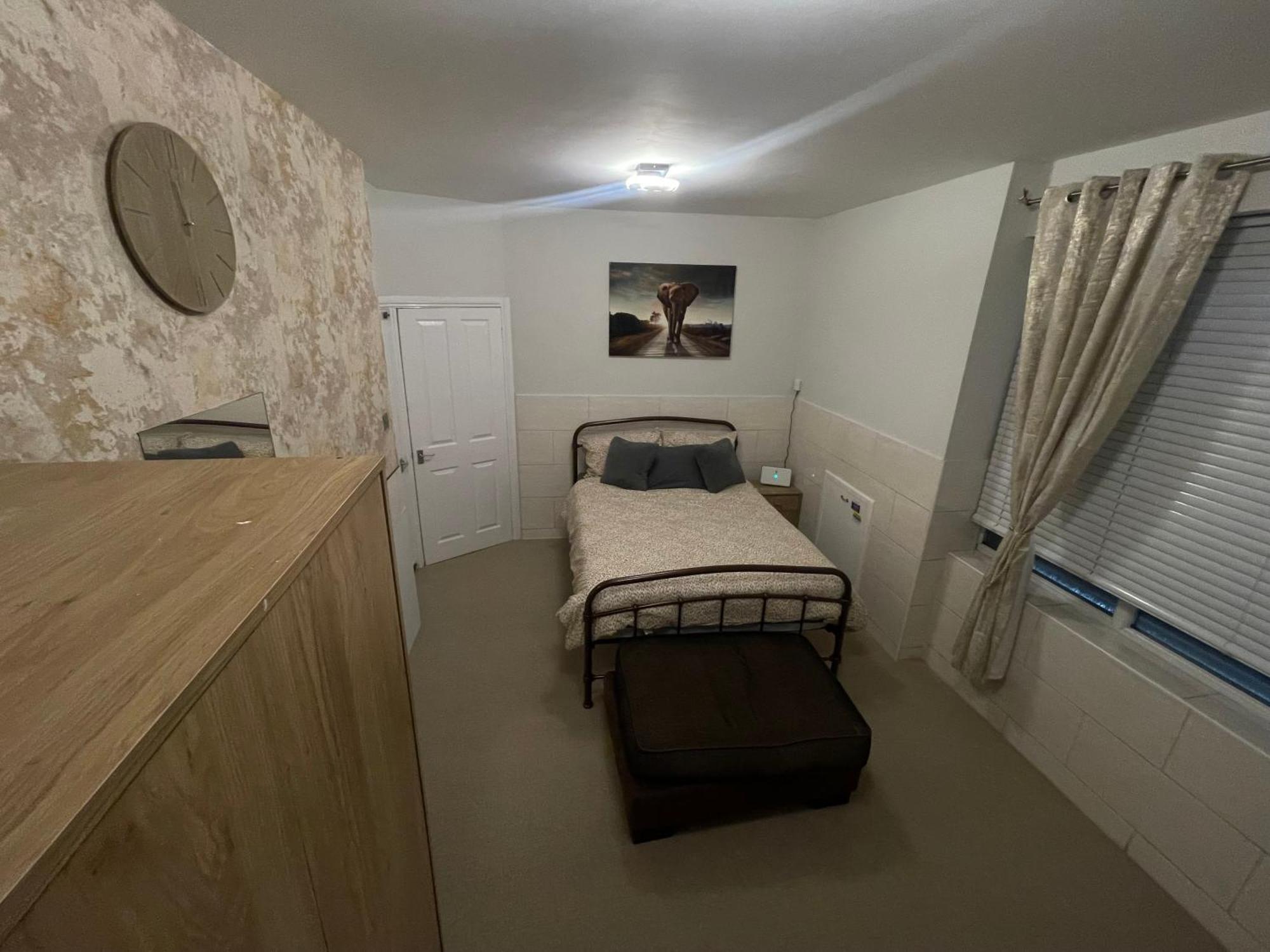 דירות סווינדון Beanies Lornestreet Four Bed House מראה חיצוני תמונה