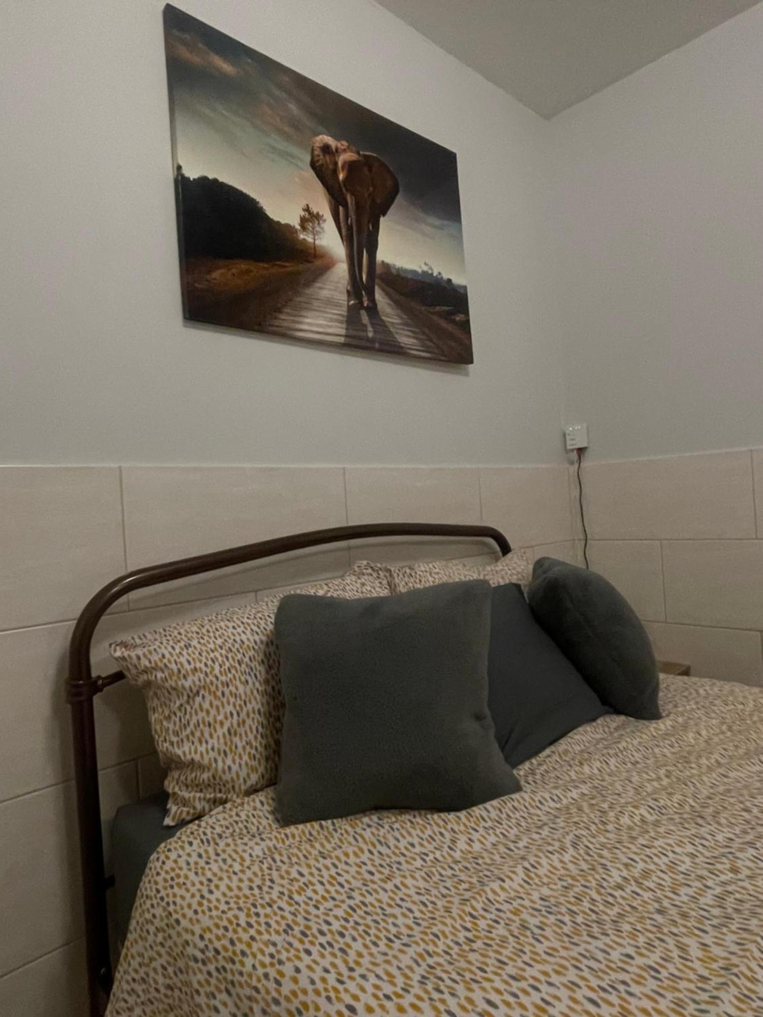 דירות סווינדון Beanies Lornestreet Four Bed House מראה חיצוני תמונה