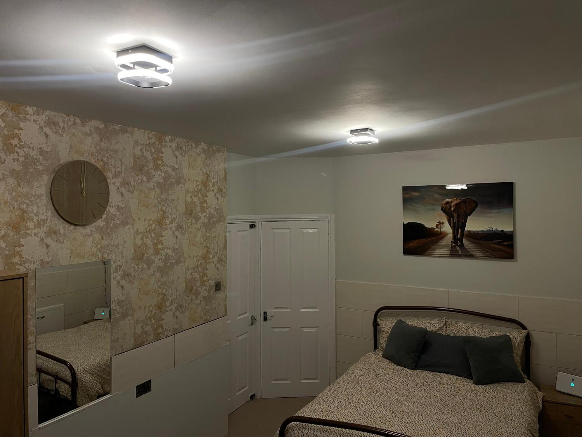 דירות סווינדון Beanies Lornestreet Four Bed House מראה חיצוני תמונה